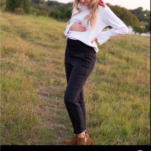 Emme Everyday Transitional Maternity Smocked Linen Pant